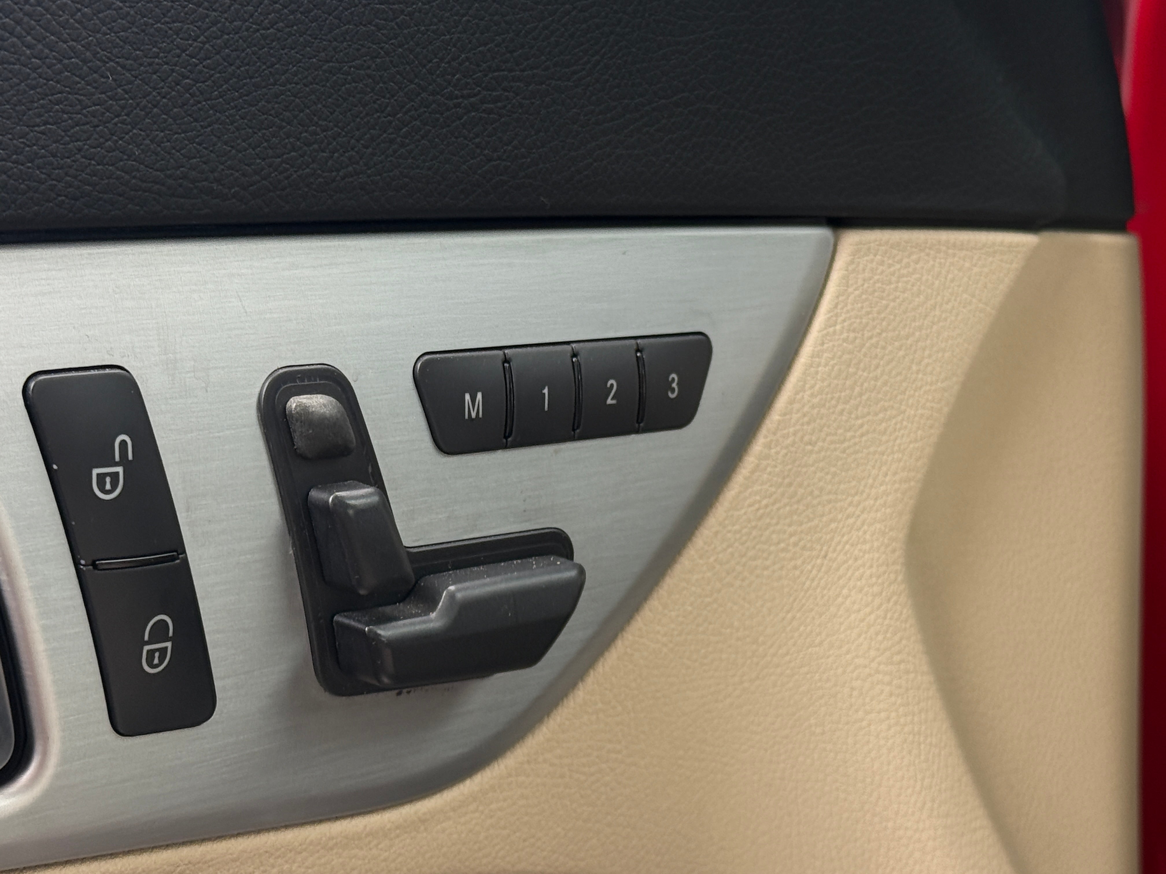 2014 Mercedes-Benz SLK-Class