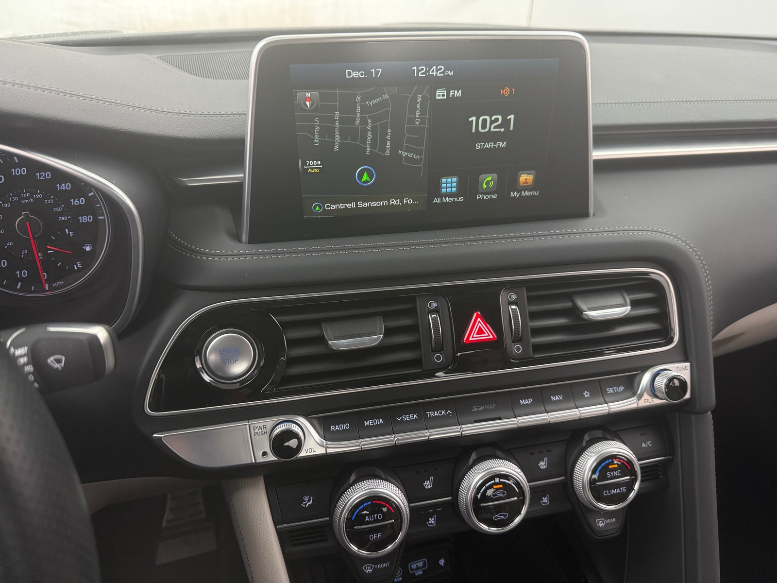 Thumbnail: 2019 Genesis G70 - 3