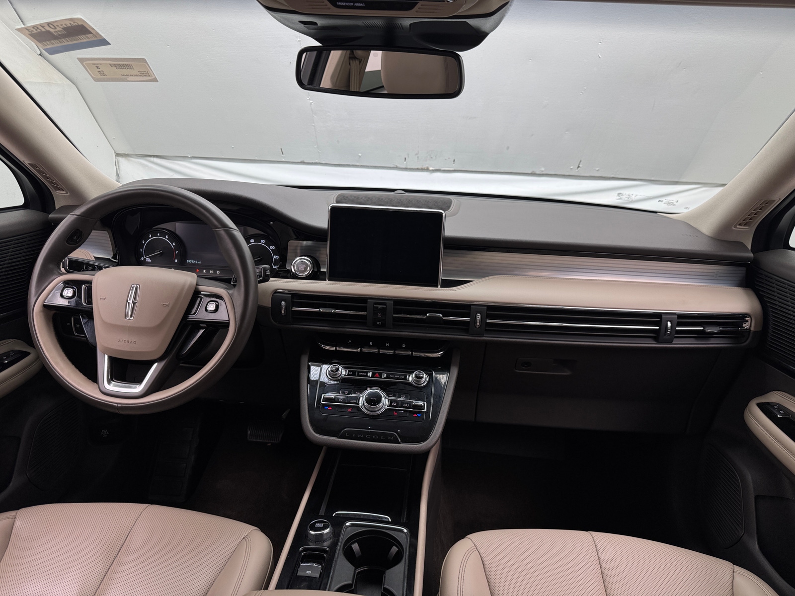 Thumbnail: 2020 Lincoln Corsair - 2