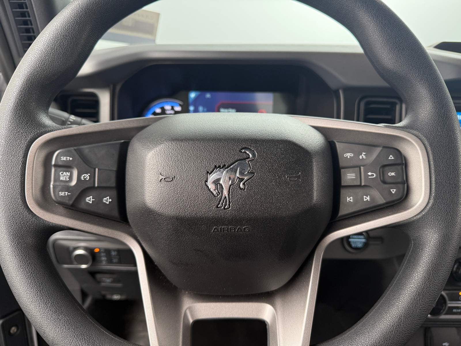 Thumbnail: 2022 Ford Bronco - 5