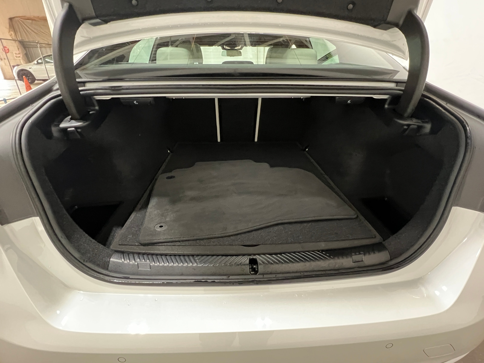 Thumbnail: 2024 BMW 5 Series - 6