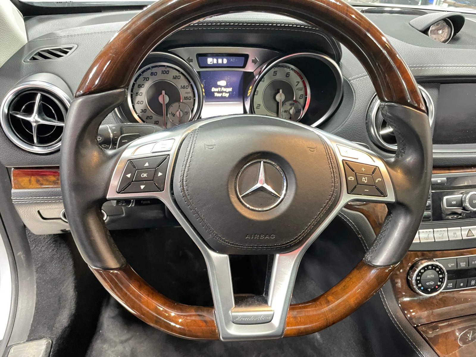 Thumbnail: 2013 Mercedes-Benz SL-Class - 4