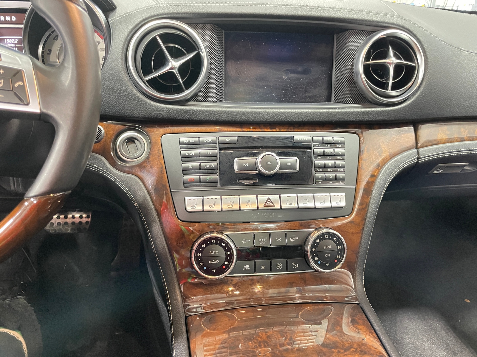 Thumbnail: 2013 Mercedes-Benz SL-Class - 3