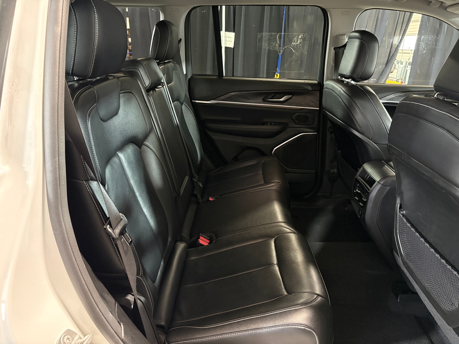 Thumbnail: 2022 Jeep Grand Cherokee - 5