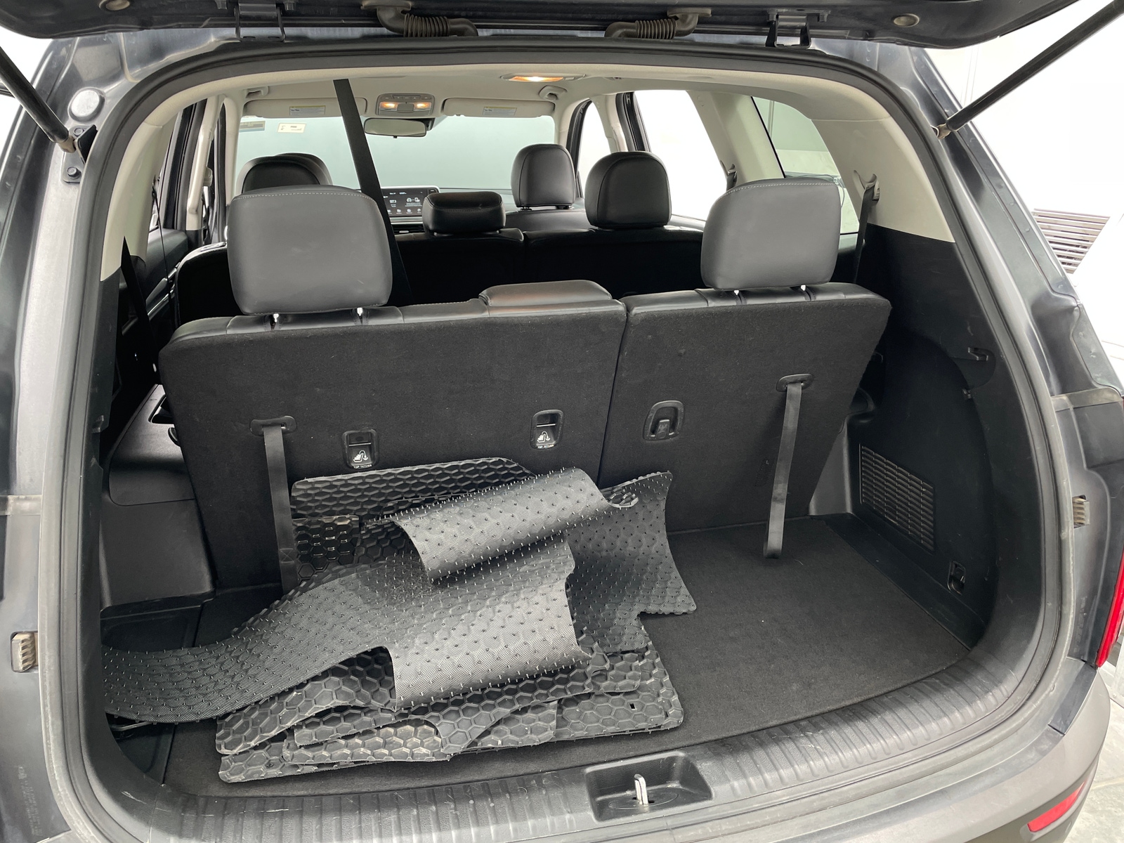 Thumbnail: 2020 Kia Telluride - 6