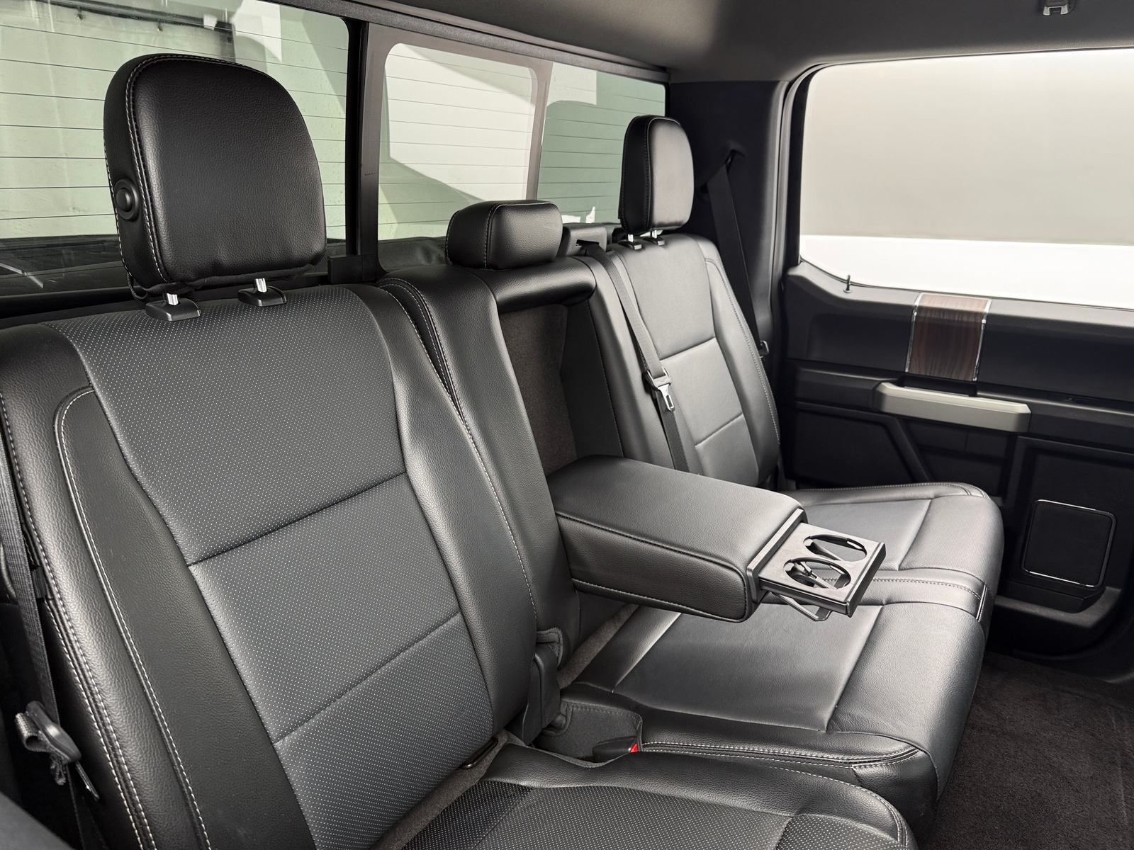 Thumbnail: 2016 Ford Econoline - 5