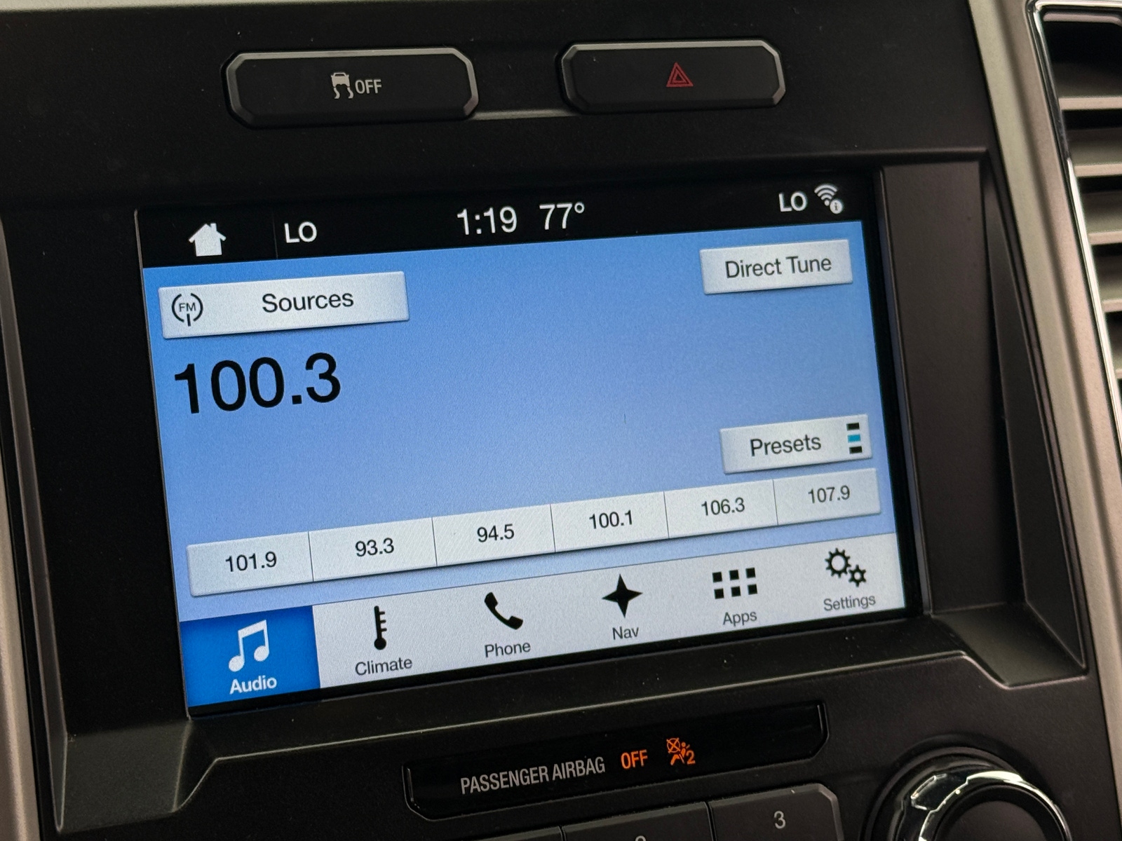 Thumbnail: 2016 Ford Econoline - 3