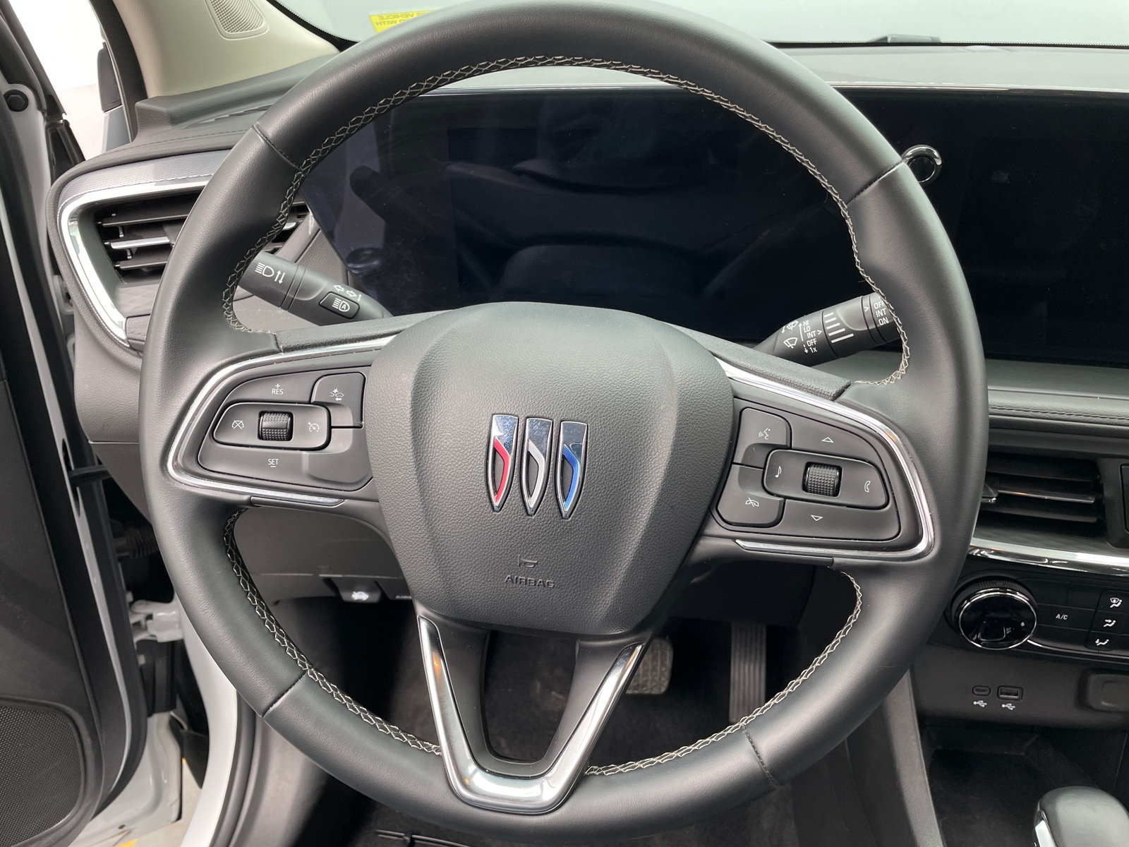 Thumbnail: 2025 Buick Encore GX - 5