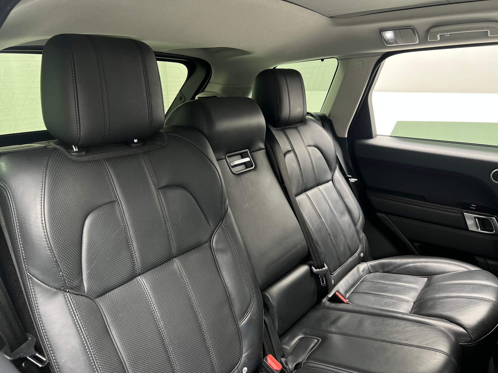 Thumbnail: 2016 Land Rover Range Rover Sport - 5