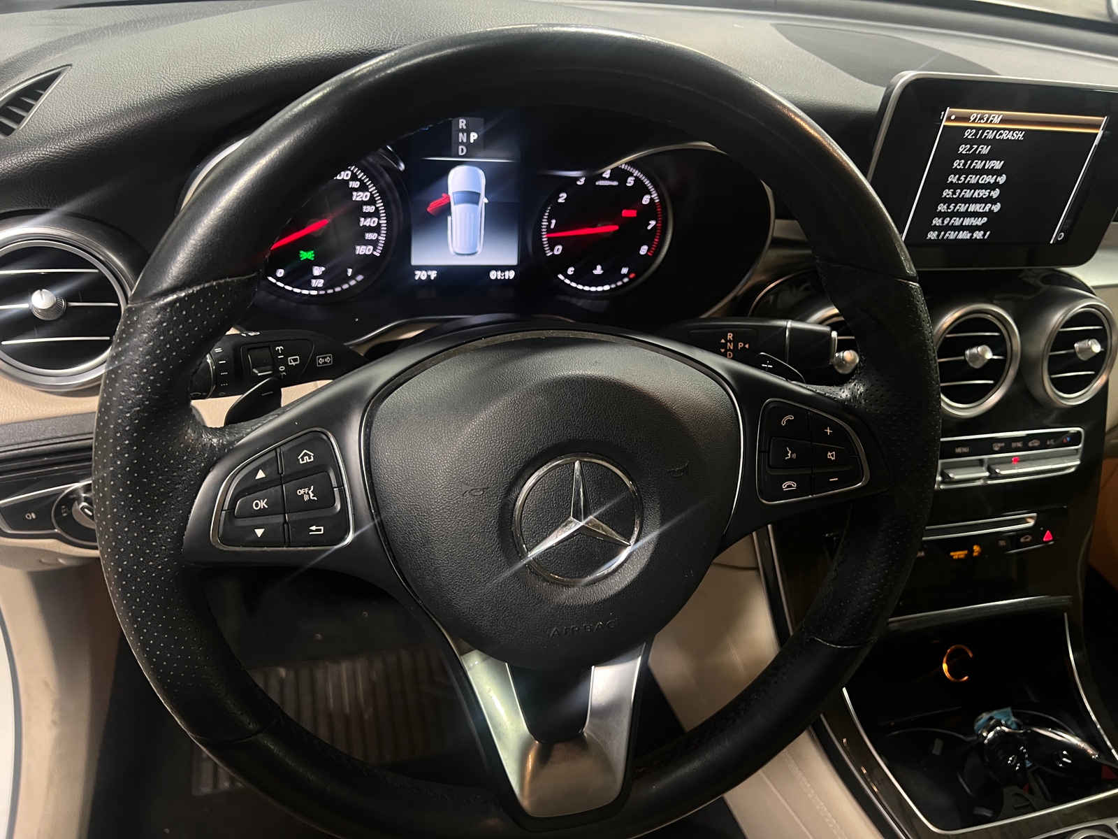 Thumbnail: 2019 Mercedes-Benz GLC - 4