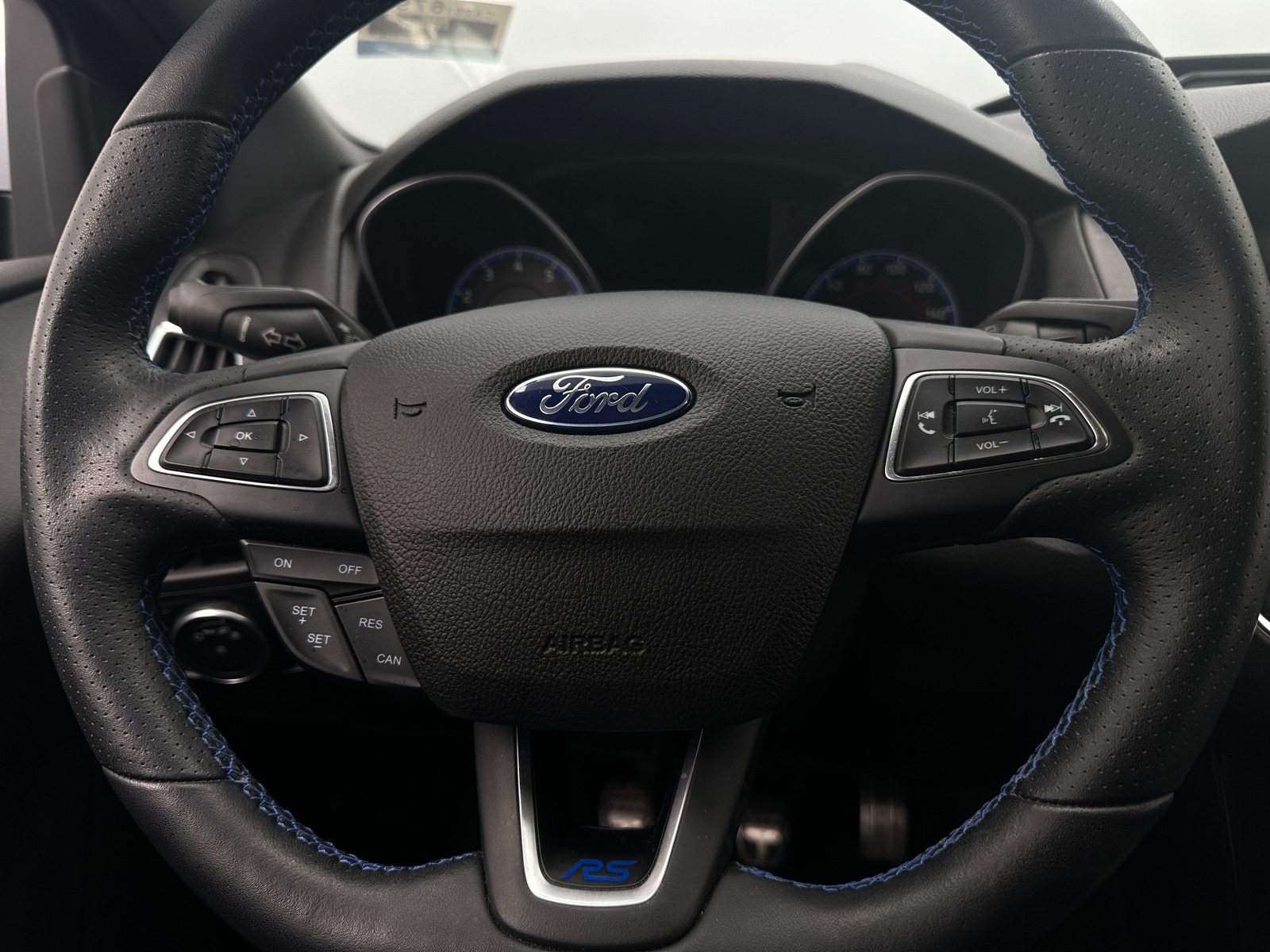 Thumbnail: 2017 Ford Focus - 4