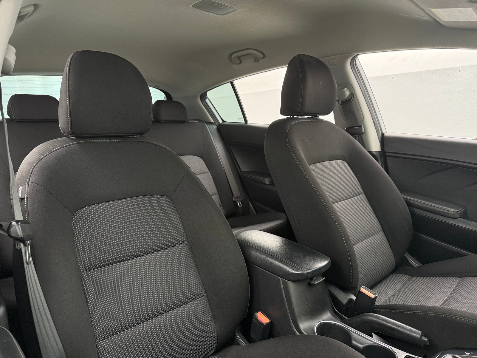 Thumbnail: 2017 Kia Forte - 2