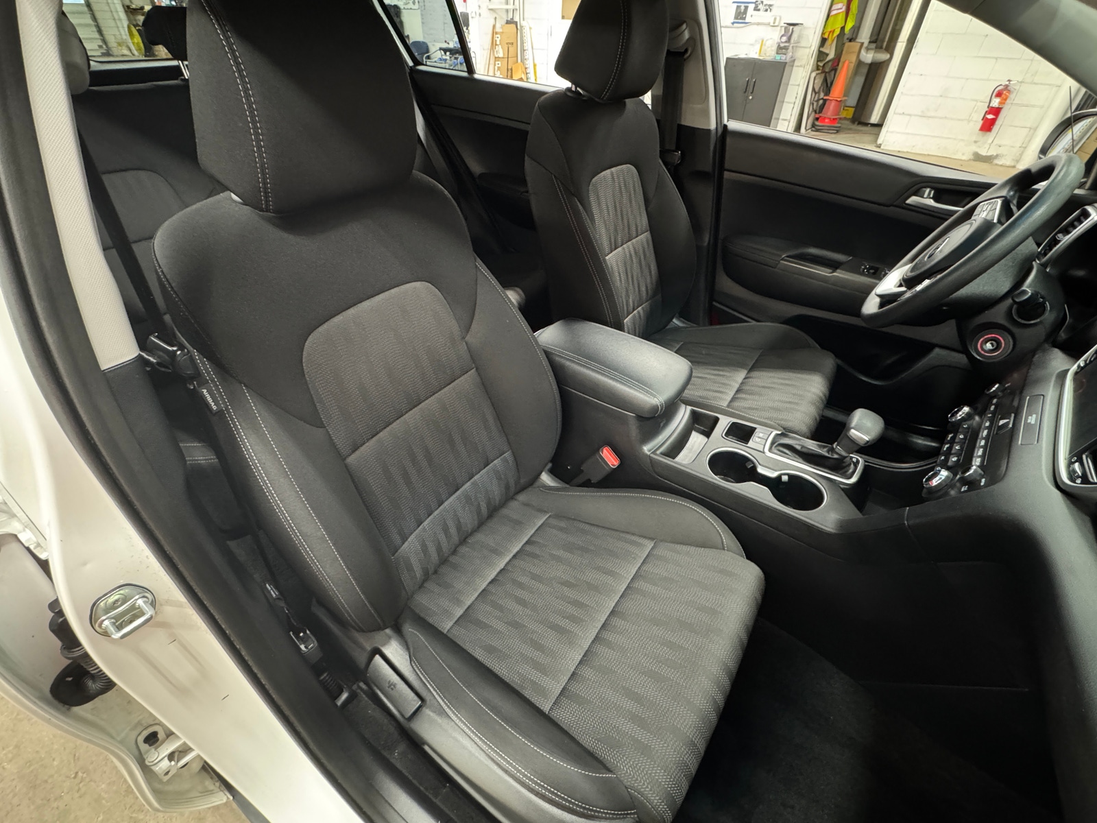 Thumbnail: 2021 Kia Sportage - 2