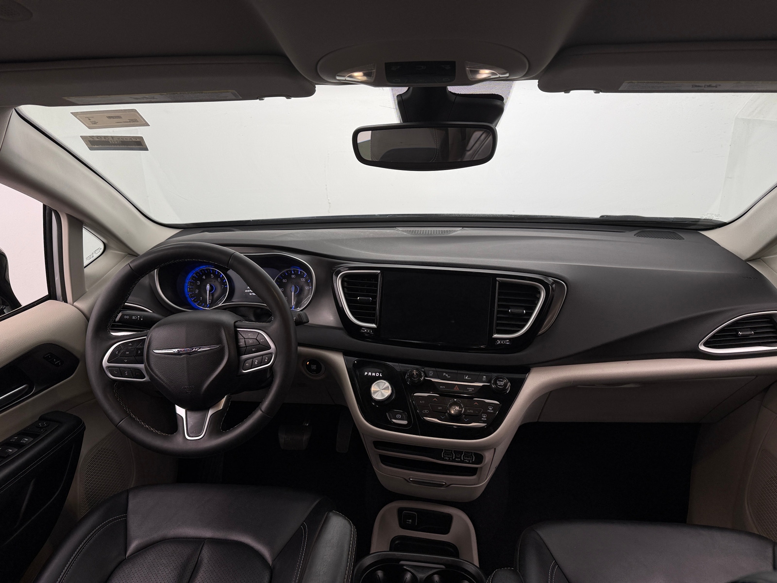 Thumbnail: 2024 Chrysler Pacifica - 2