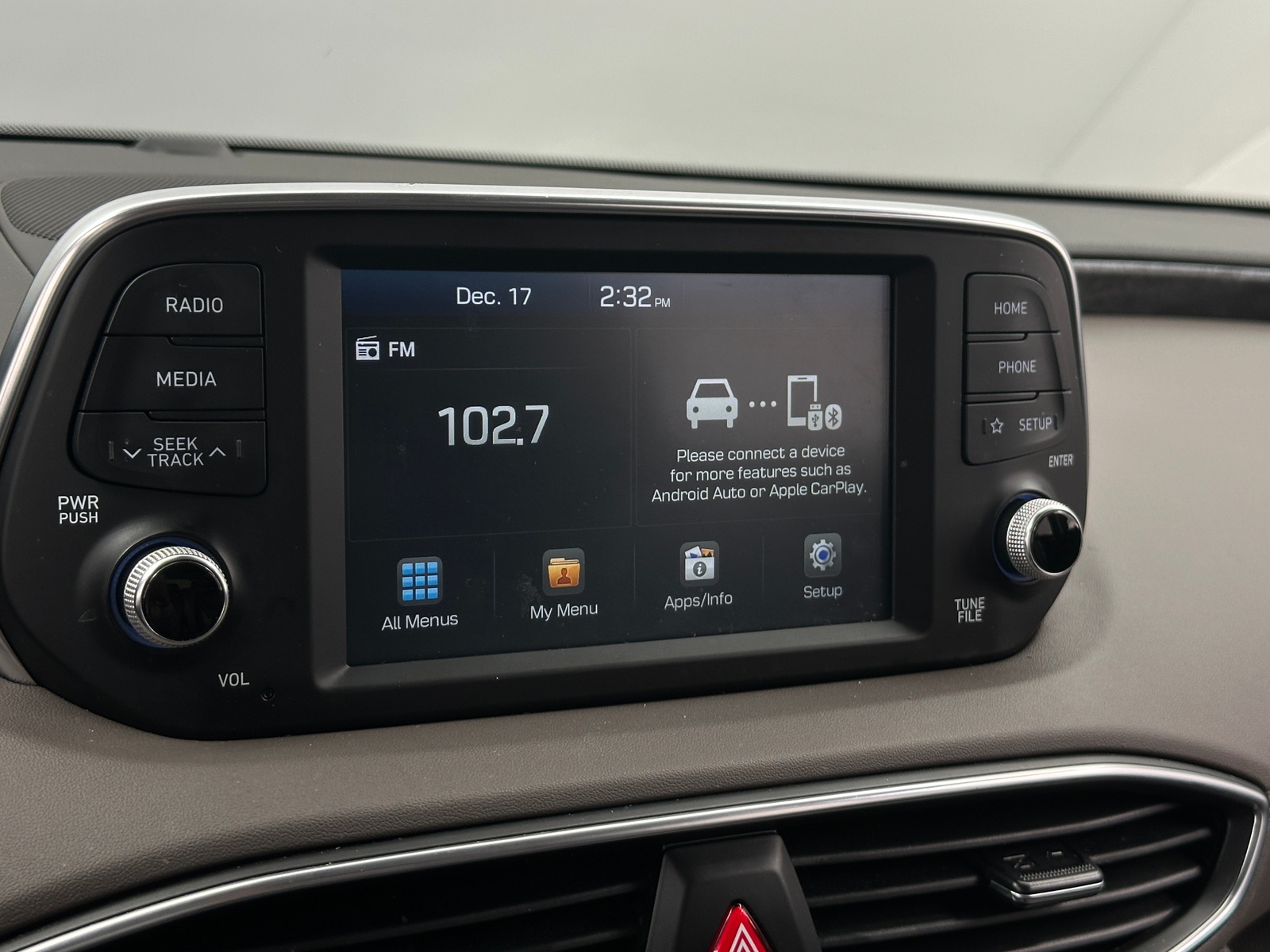 Thumbnail: 2019 Hyundai Santa Fe - 4