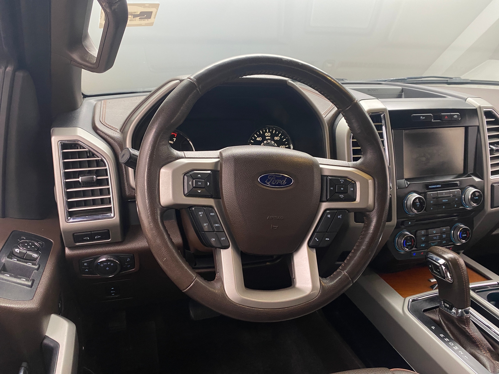 Thumbnail: 2015 Ford Econoline - 4