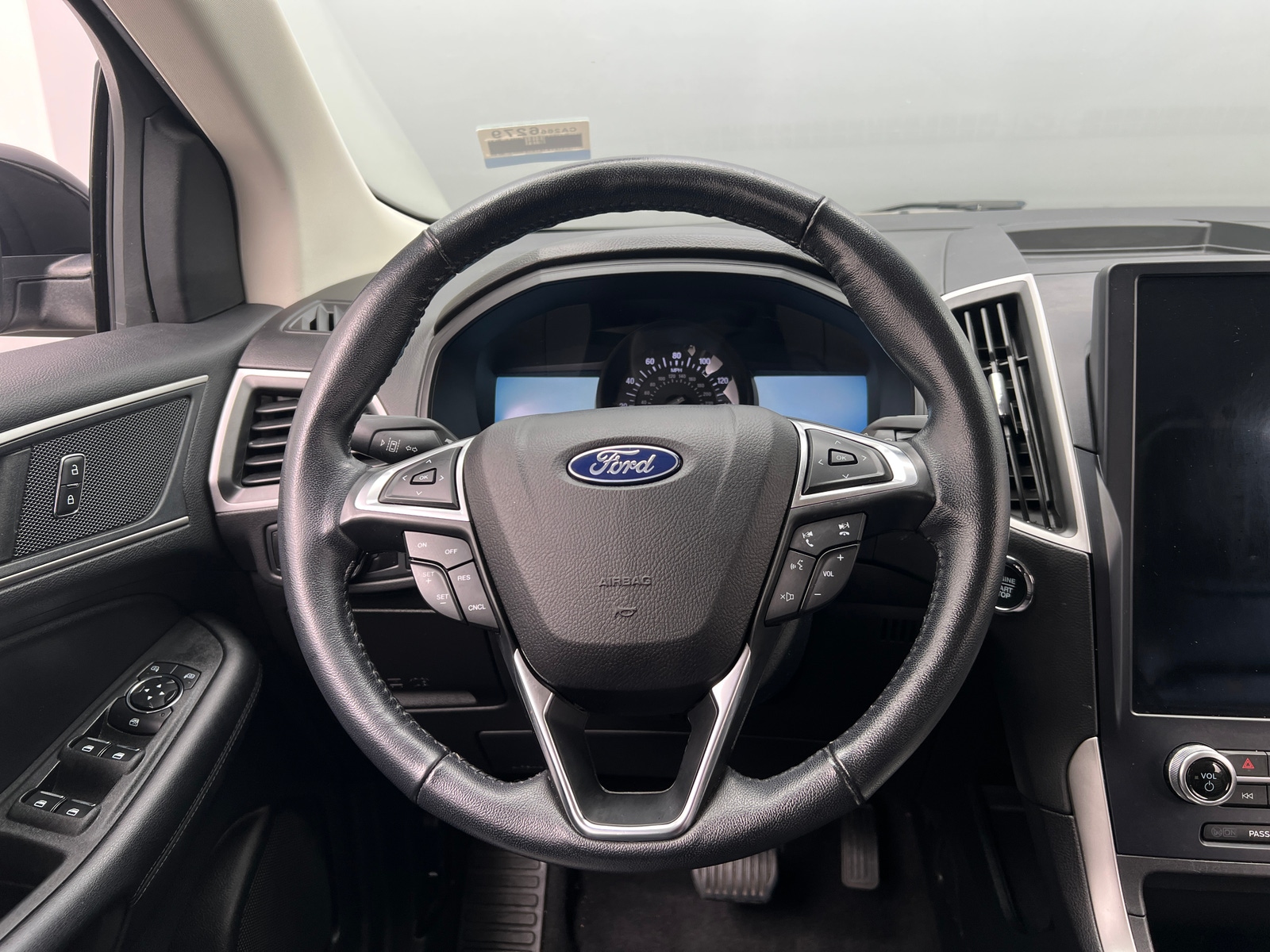 Thumbnail: 2023 Ford Edge - 4