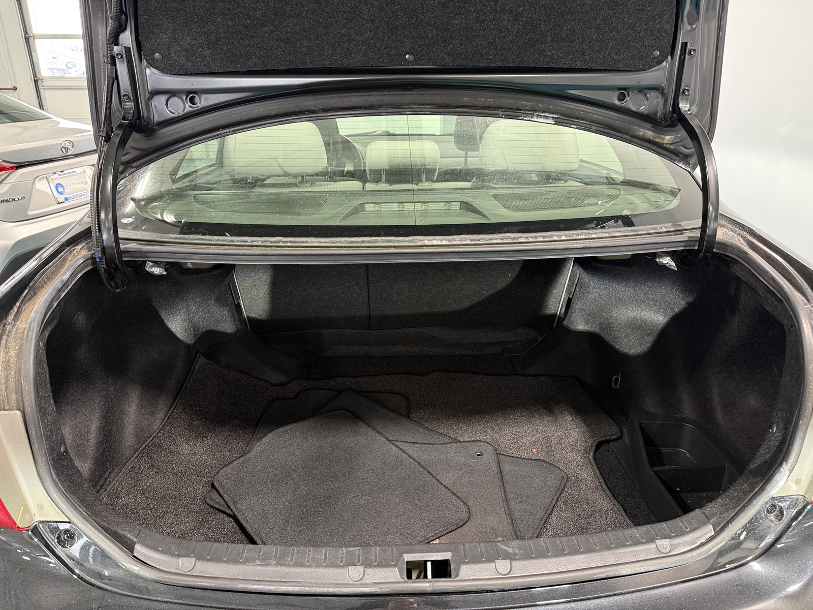 Thumbnail: 2010 Toyota Corolla - 7