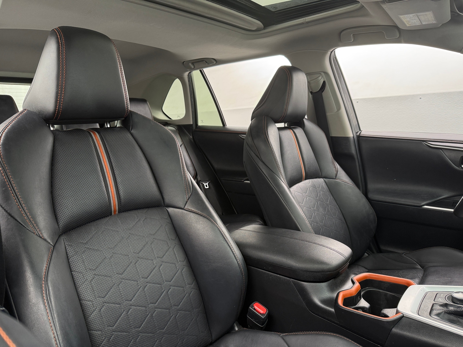 Thumbnail: 2019 Toyota RAV4 - 2