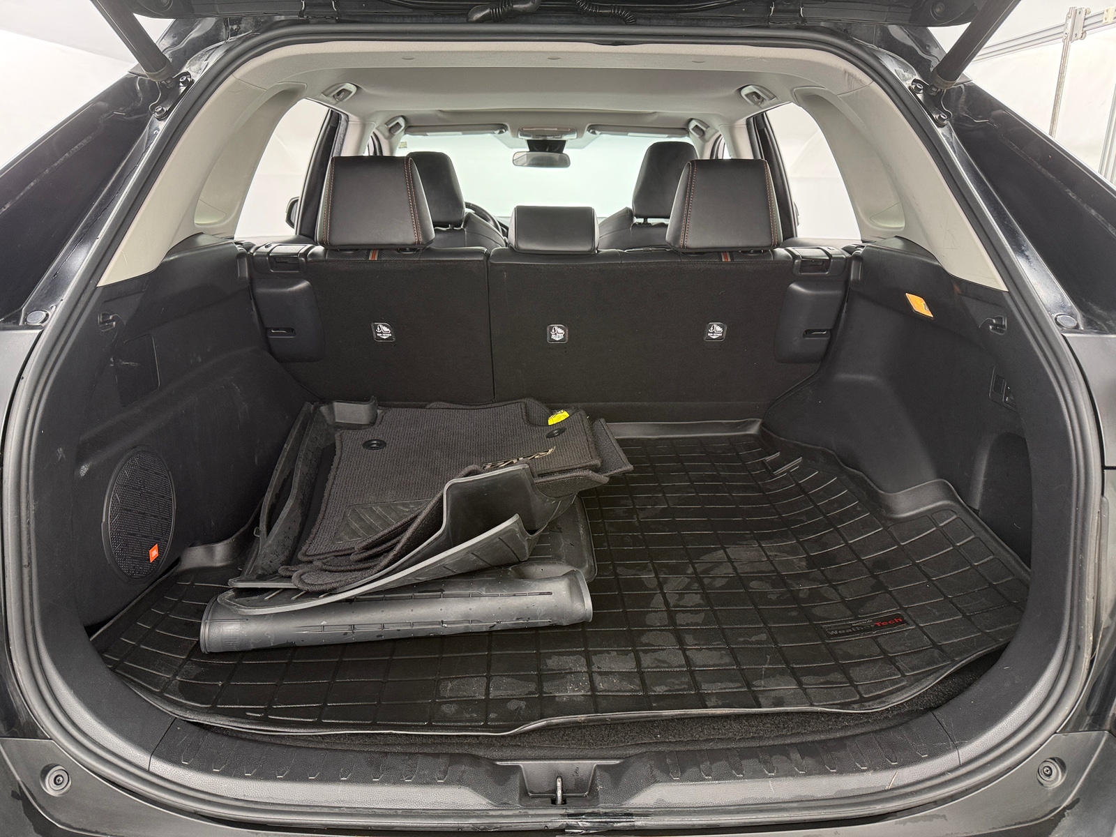 Thumbnail: 2019 Toyota RAV4 - 7