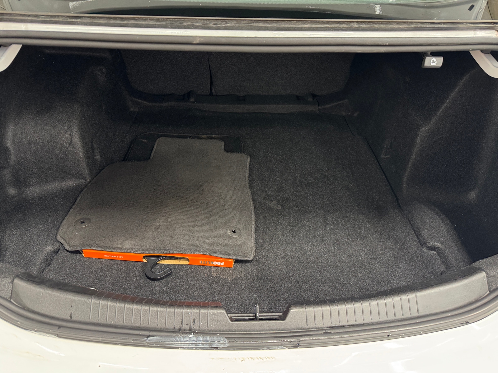 Thumbnail: 2024 Chevrolet Malibu - 7