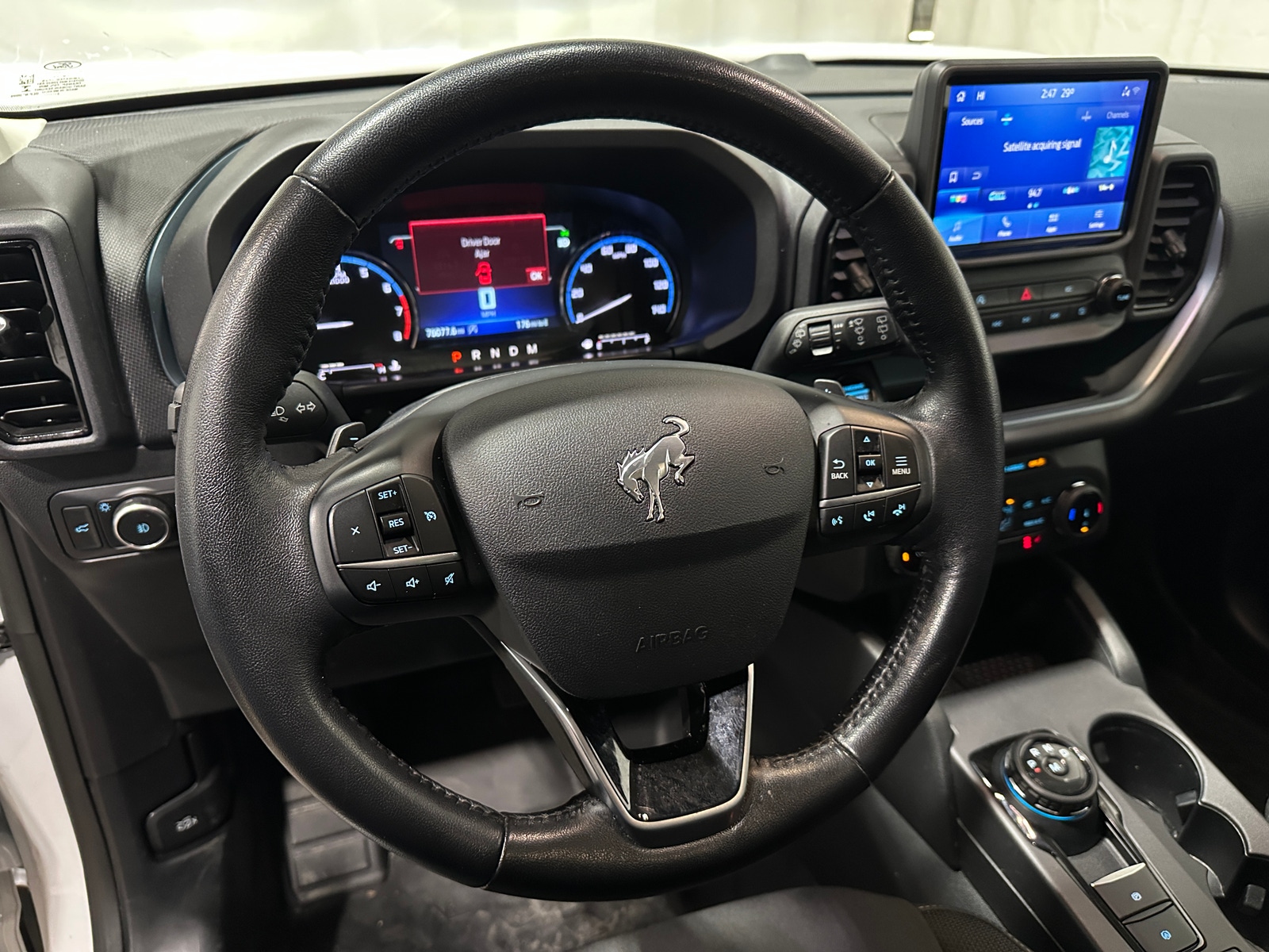 Thumbnail: 2022 Ford Bronco Sport - 5