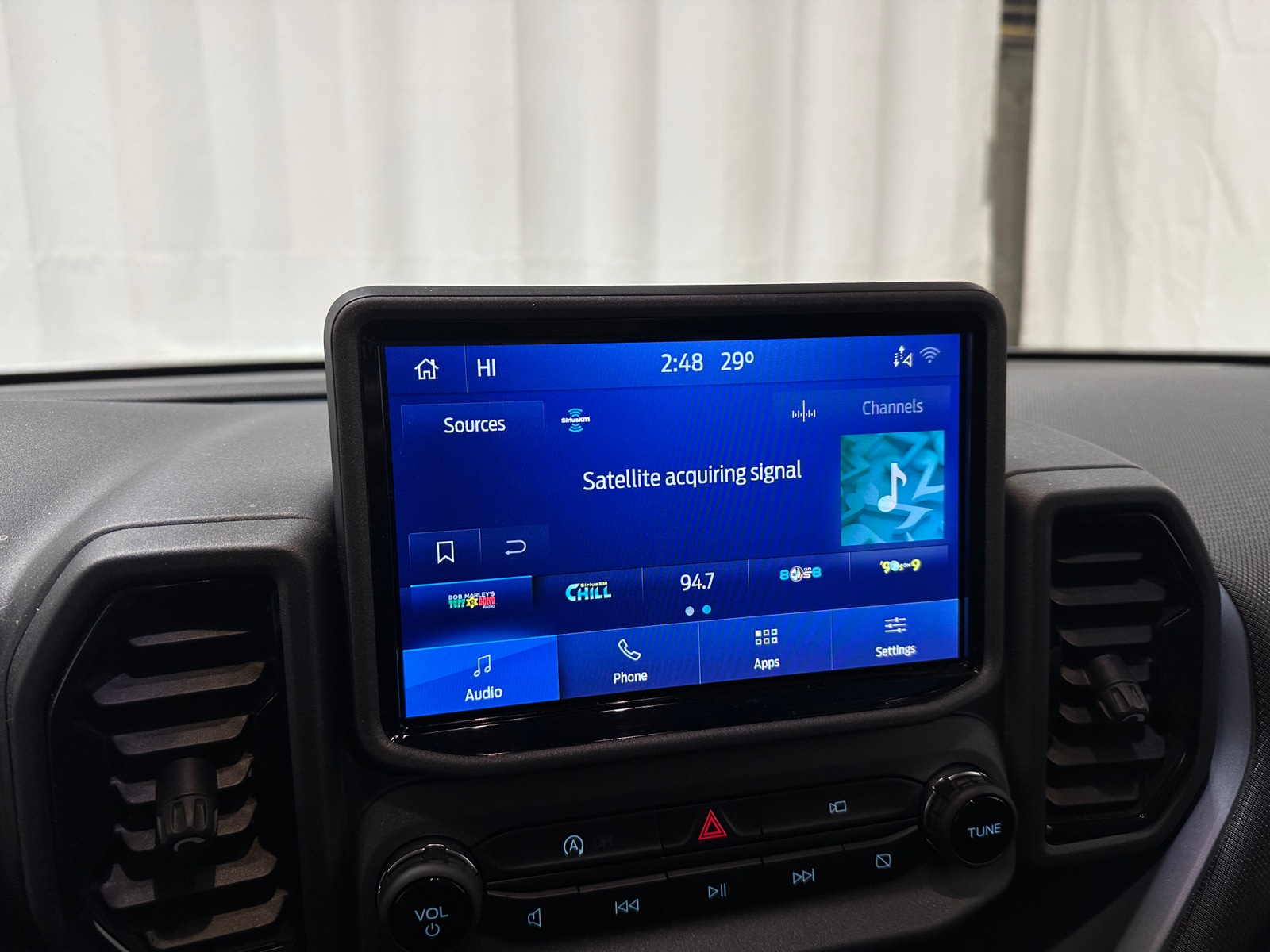 Thumbnail: 2022 Ford Bronco Sport - 4