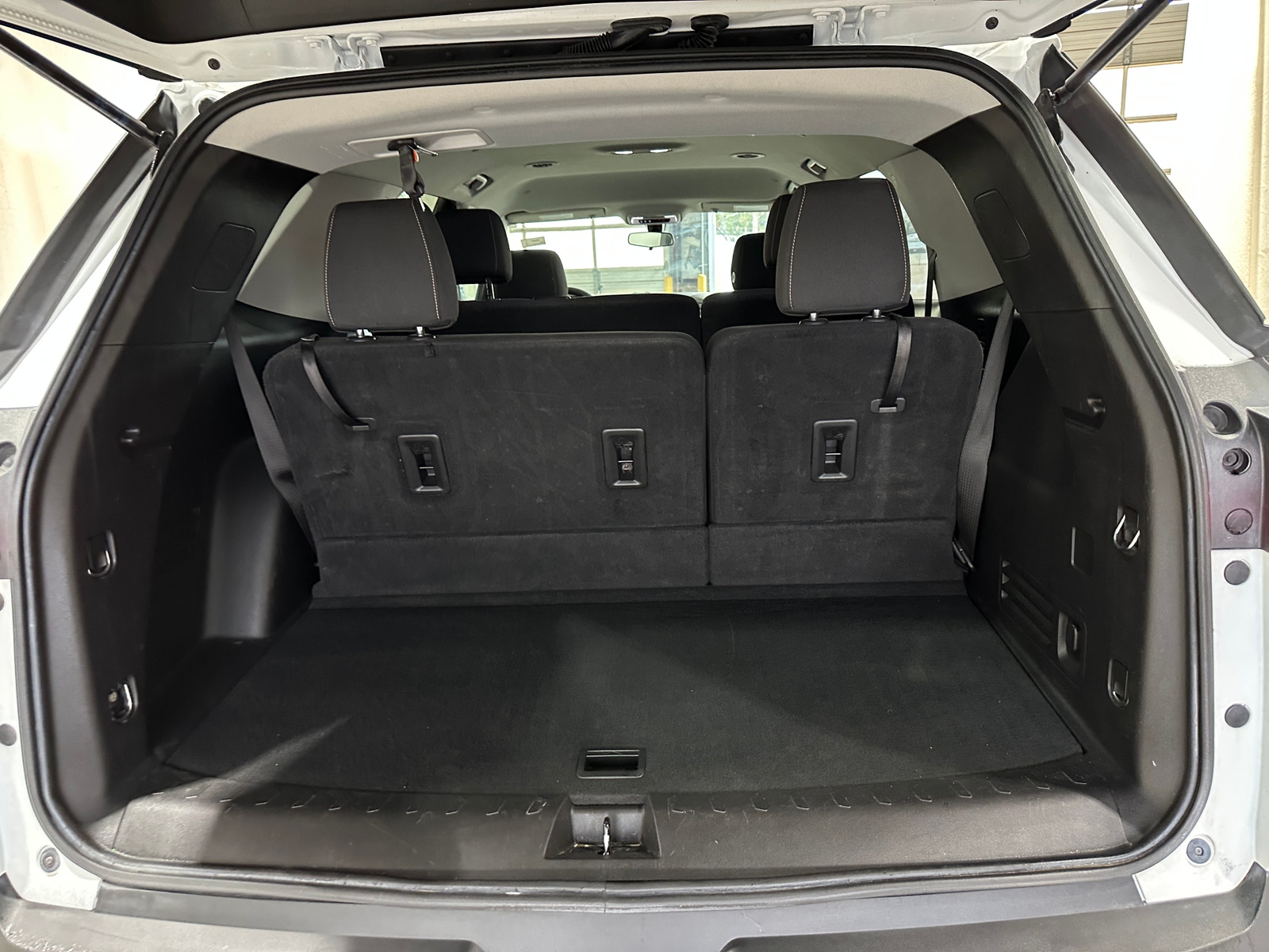 Thumbnail: 2021 Chevrolet Traverse - 7