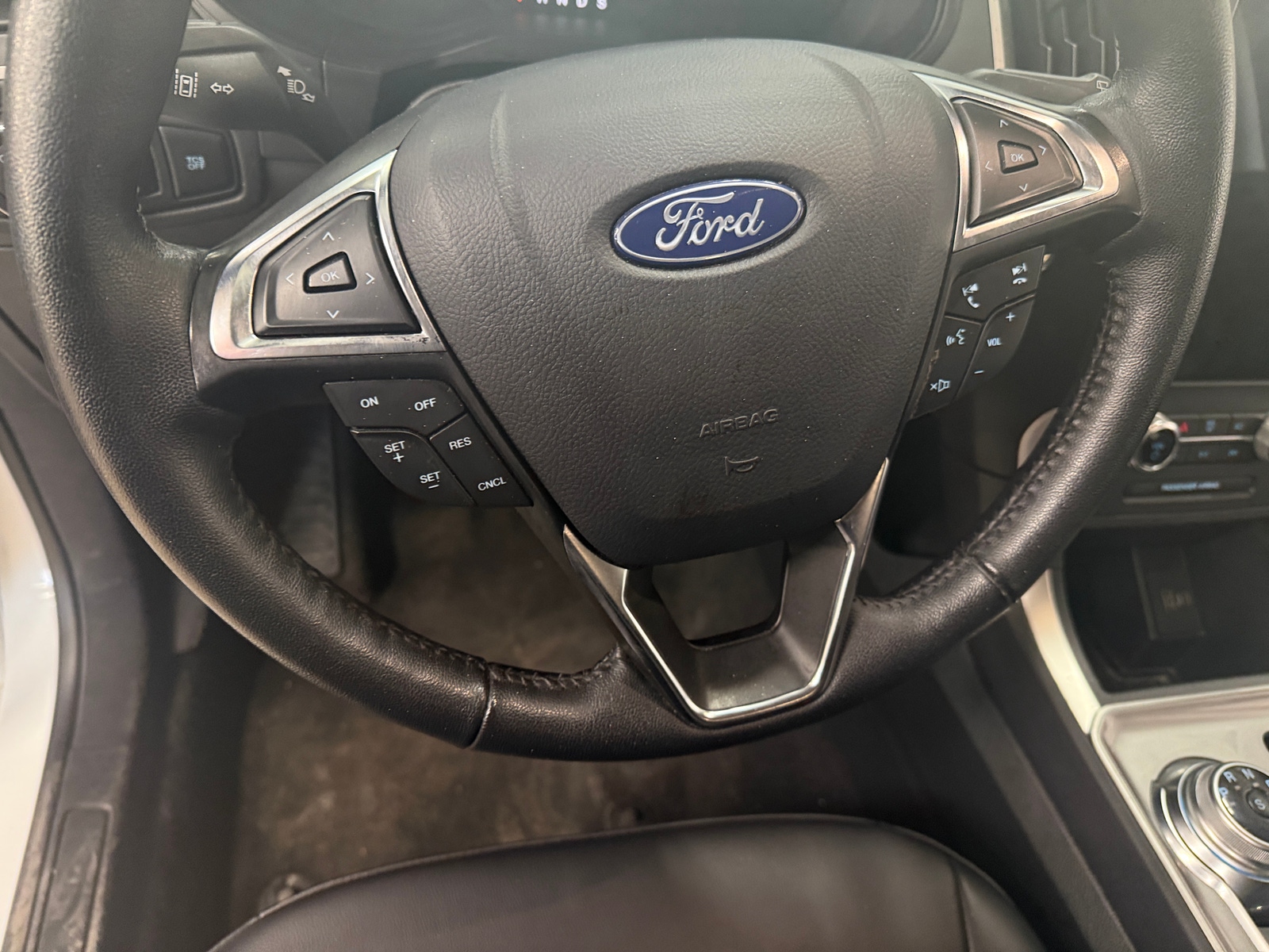 Thumbnail: 2024 Ford Edge - 5