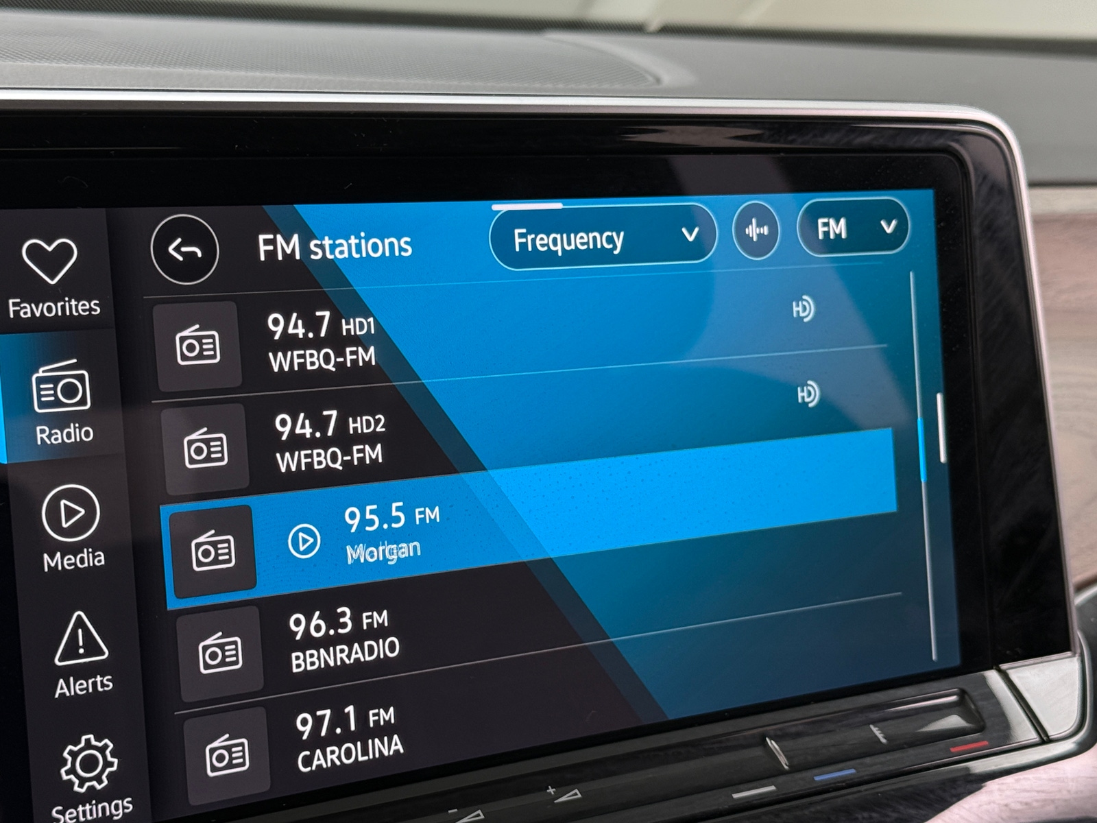 Thumbnail: 2025 Volkswagen Atlas - 3