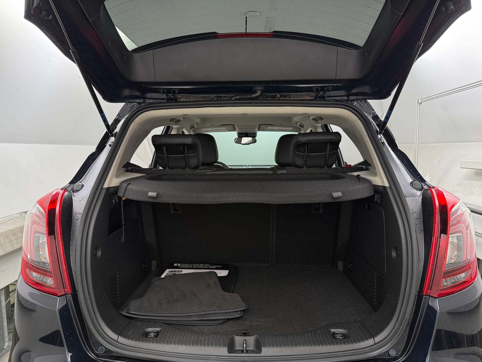 Thumbnail: 2022 Buick Encore - 7