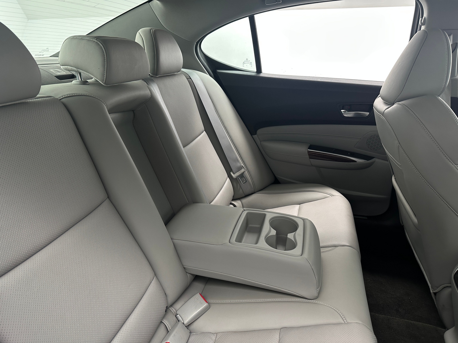 Thumbnail: 2016 Acura TLX - 5