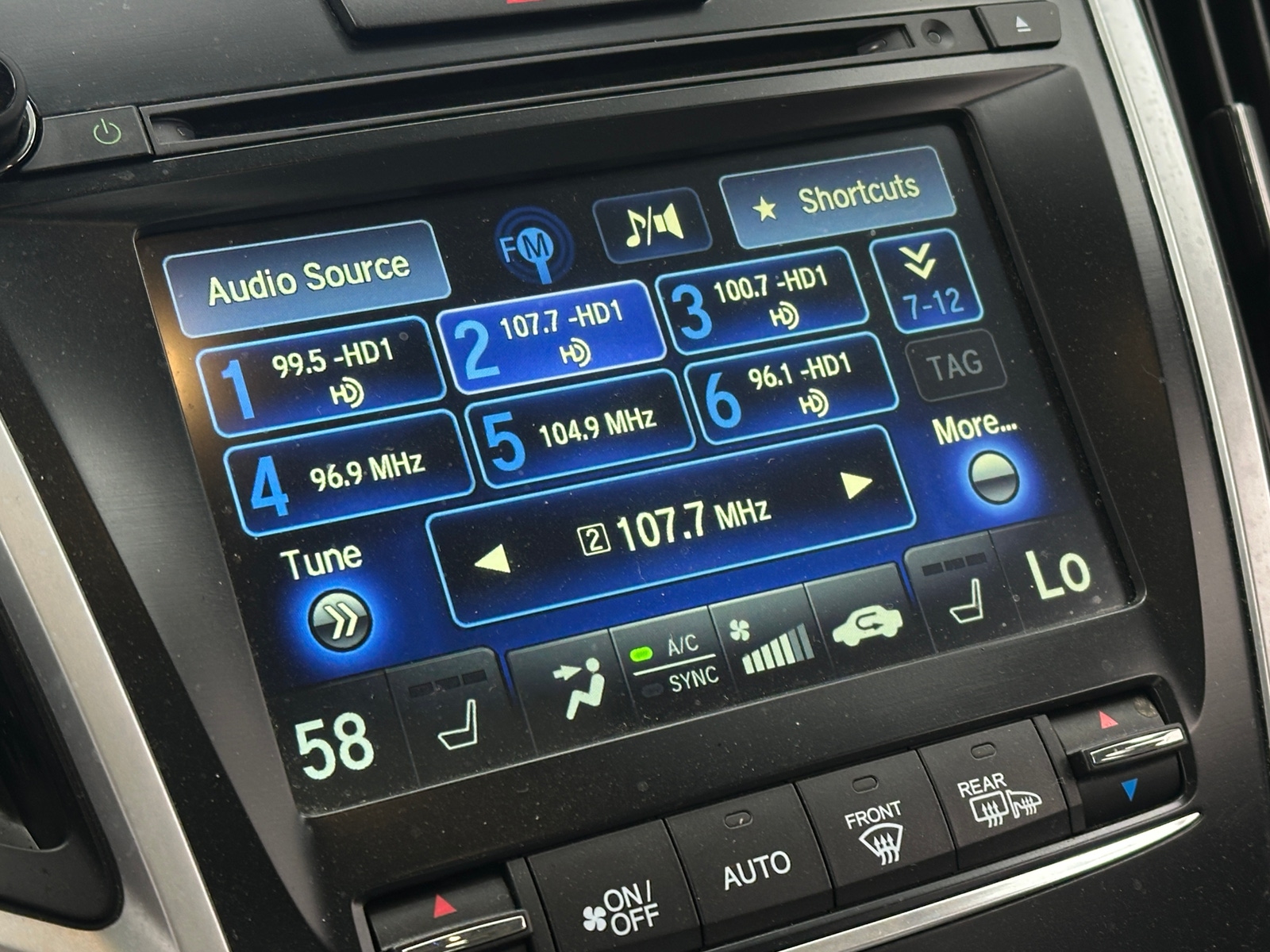 Thumbnail: 2016 Acura TLX - 3