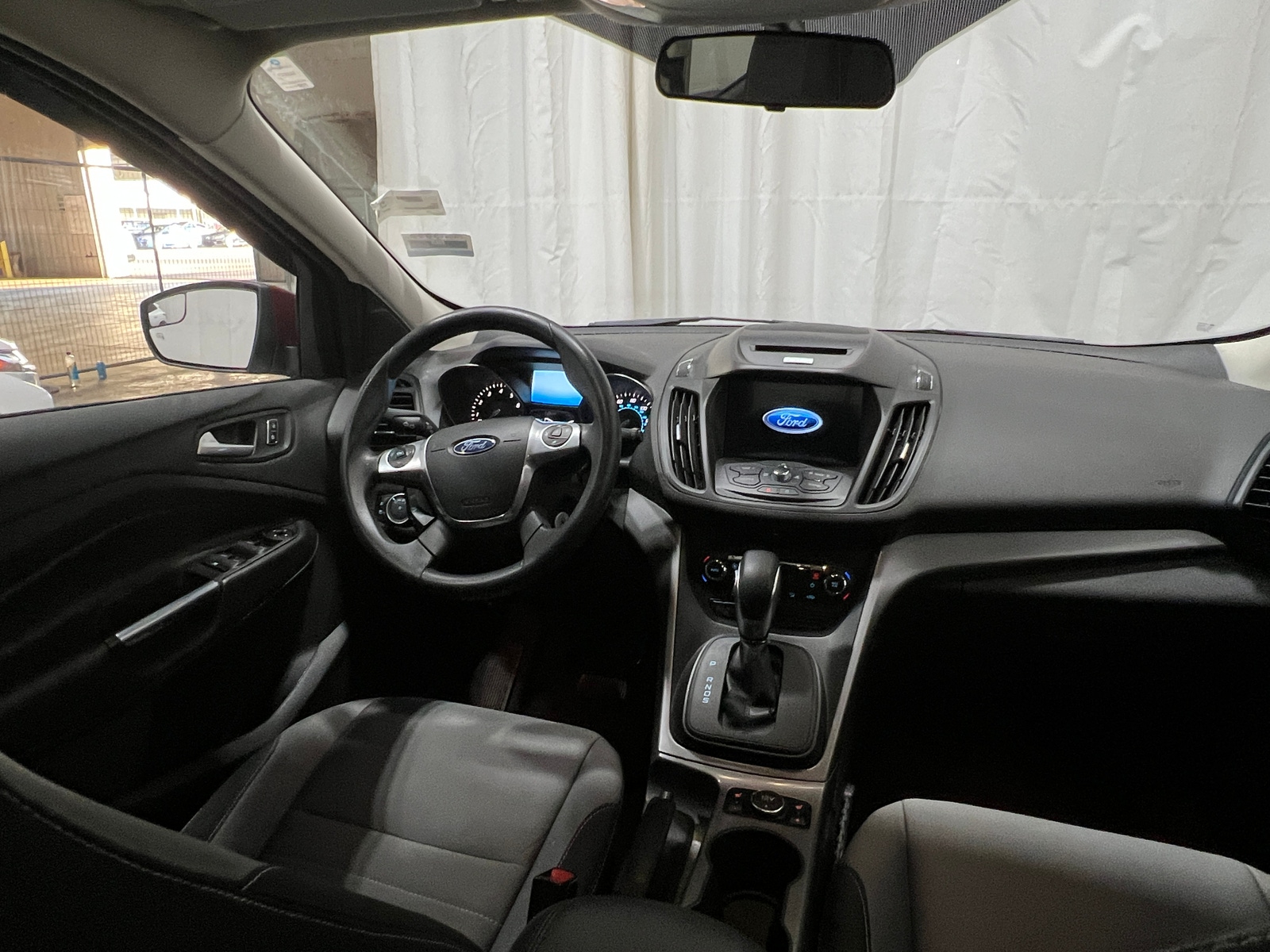 Thumbnail: 2016 Ford Escape - 3