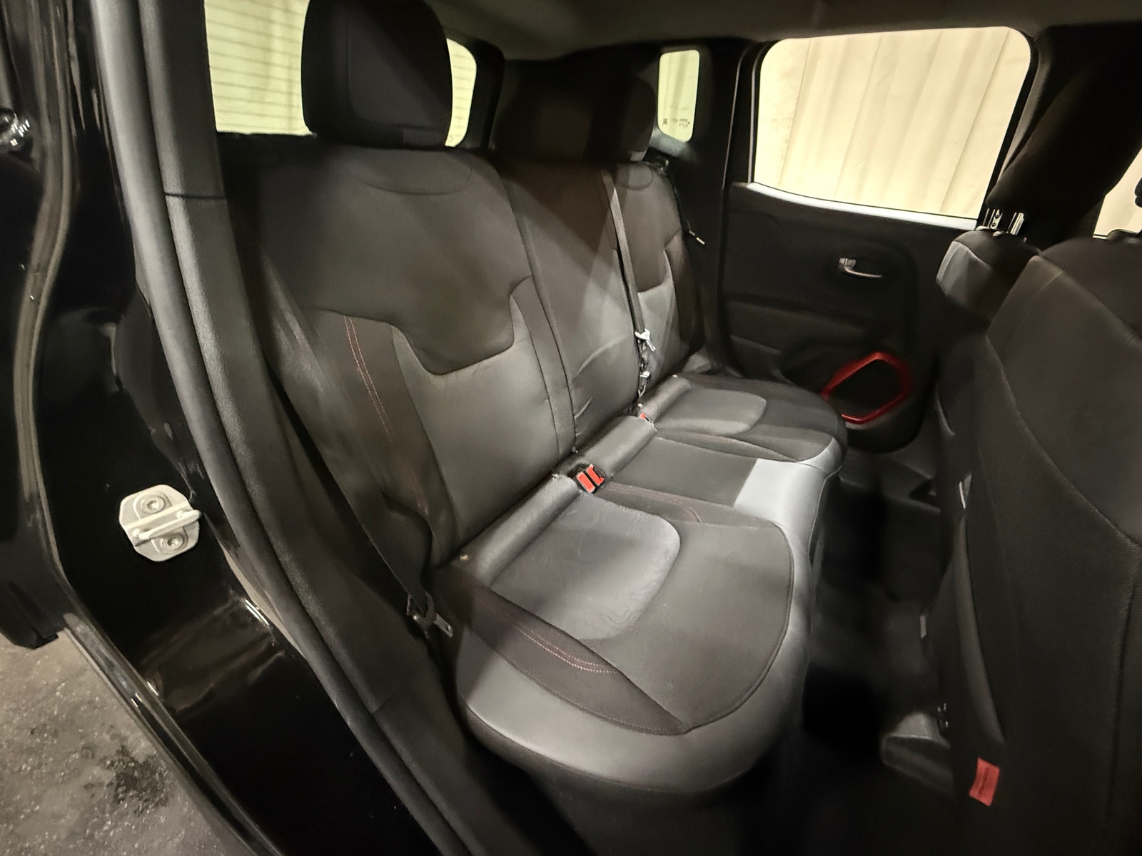 Thumbnail: 2017 Jeep Renegade - 6