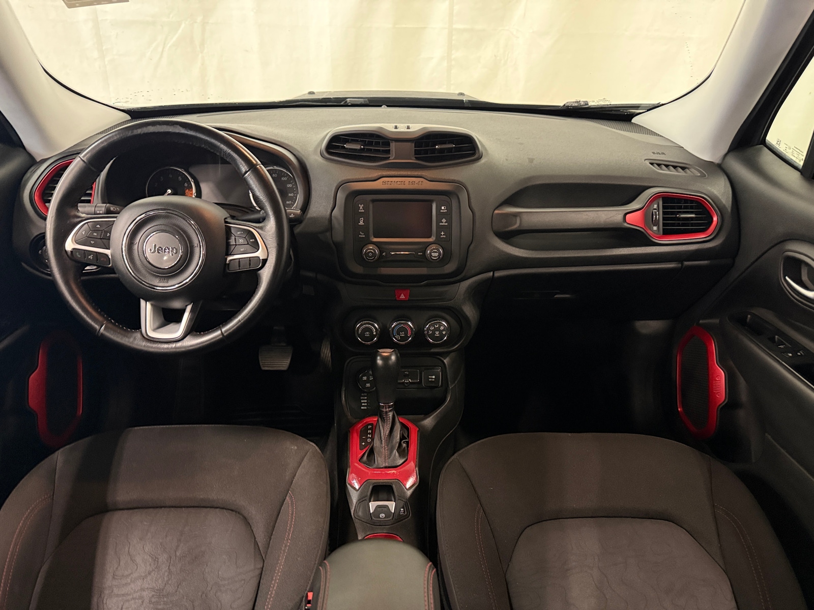 Thumbnail: 2017 Jeep Renegade - 3