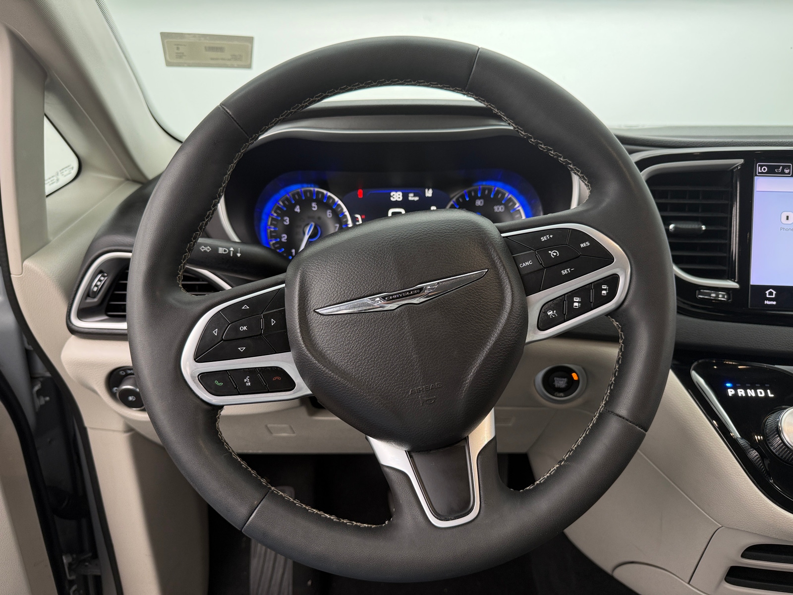 Thumbnail: 2024 Chrysler Pacifica - 4