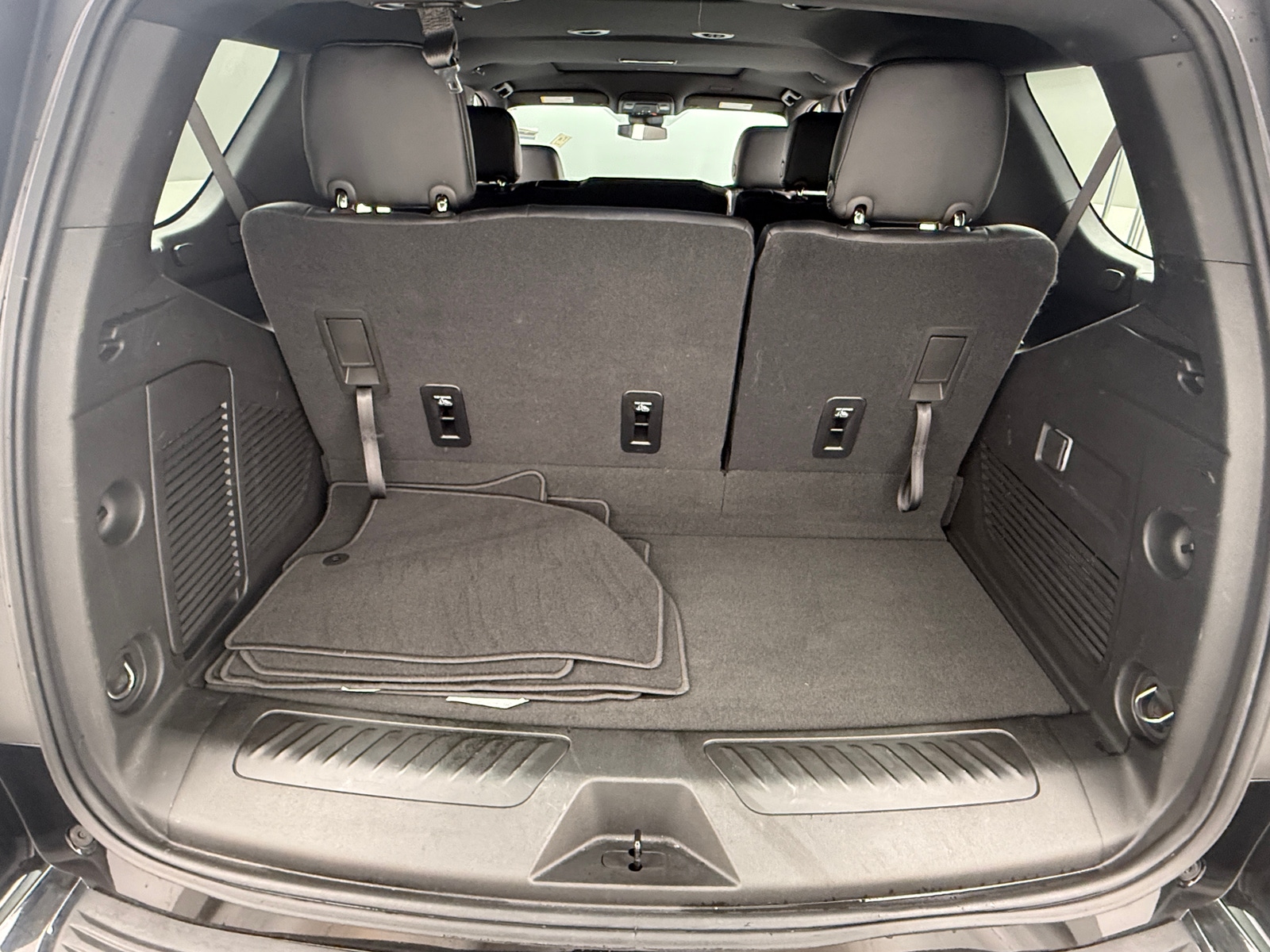 Thumbnail: 2025 Chevrolet Tahoe - 7