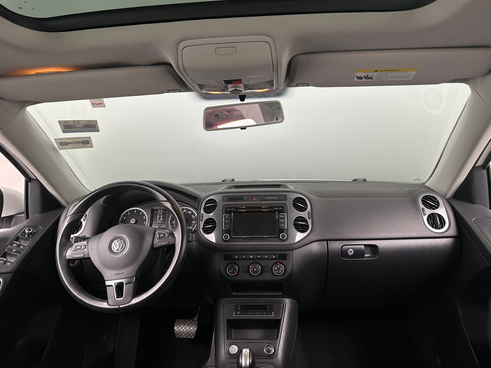 Thumbnail: 2015 Volkswagen Tiguan - 3