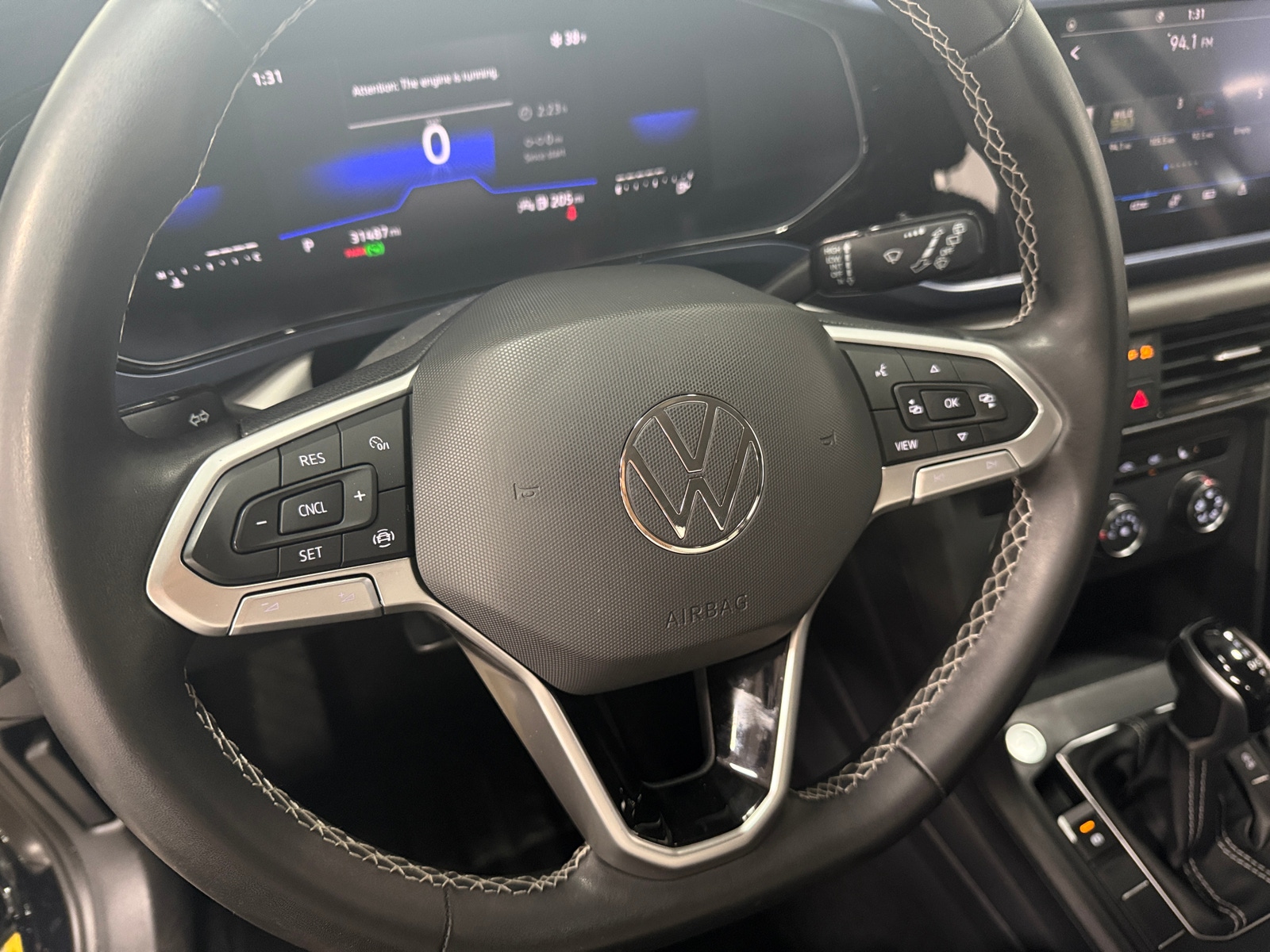 Thumbnail: 2022 Volkswagen Taos - 4