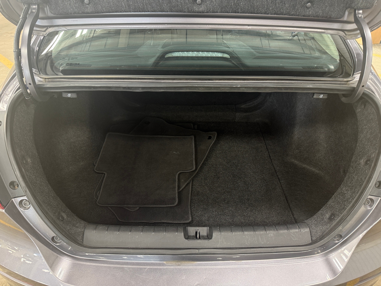 Thumbnail: 2022 Honda Insight - 6