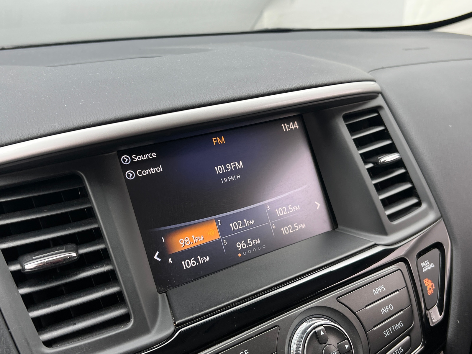 Thumbnail: 2020 Nissan Pathfinder - 4