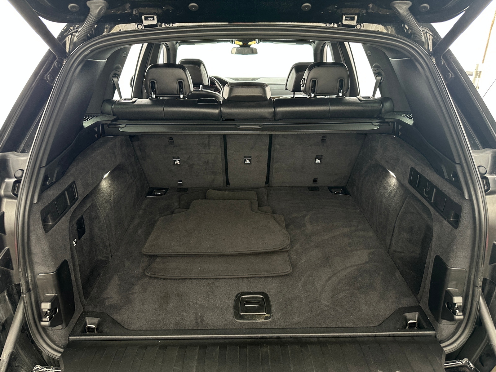 Thumbnail: 2020 BMW X5 - 6