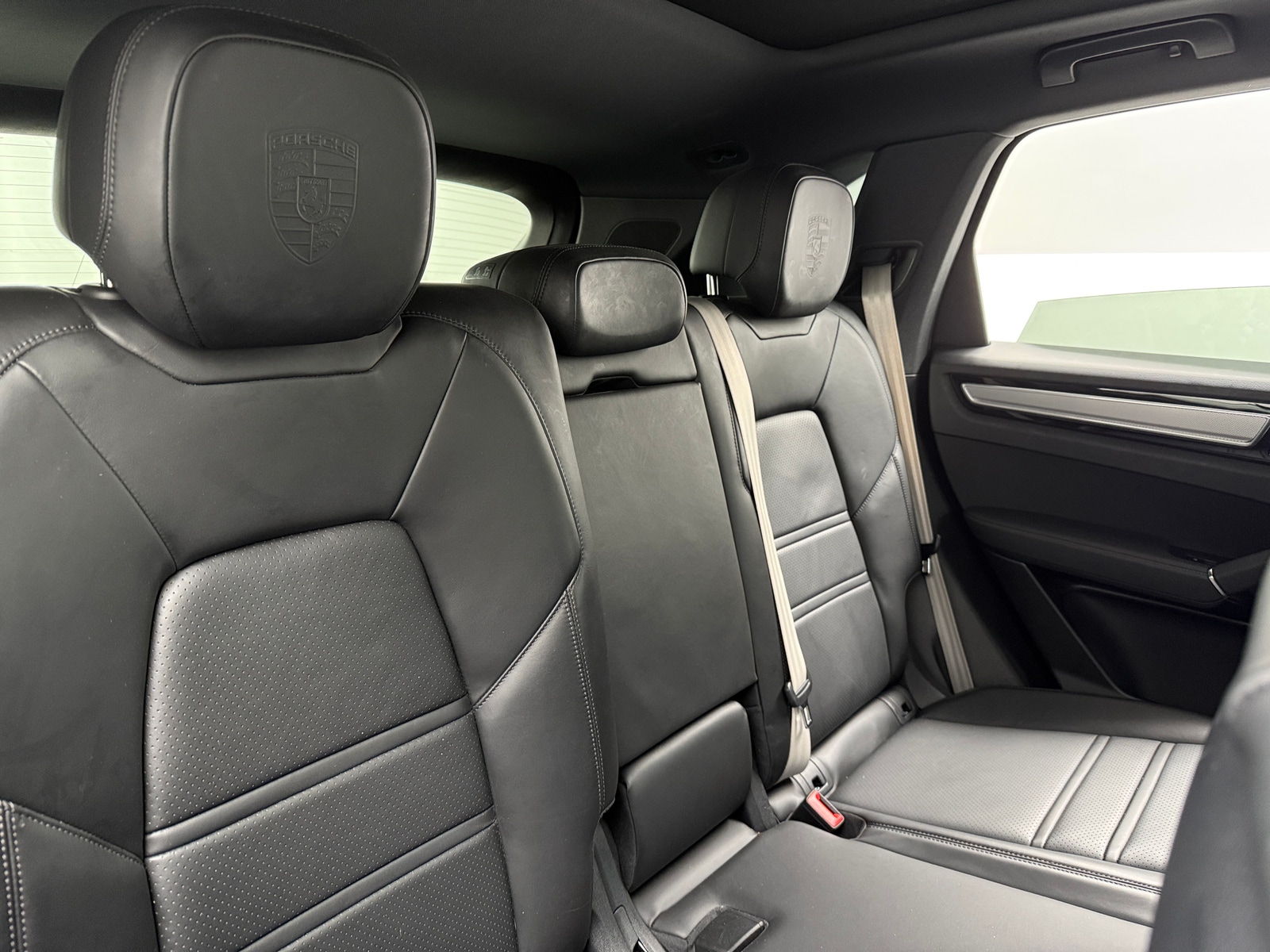 Thumbnail: 2022 Porsche Cayenne - 5