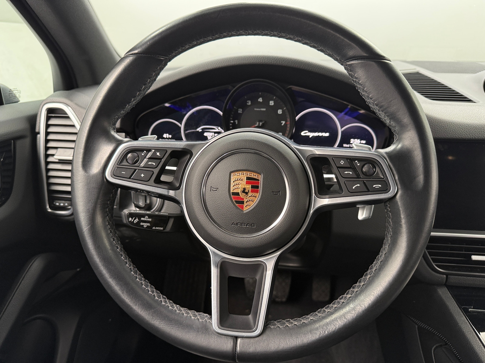 Thumbnail: 2022 Porsche Cayenne - 4