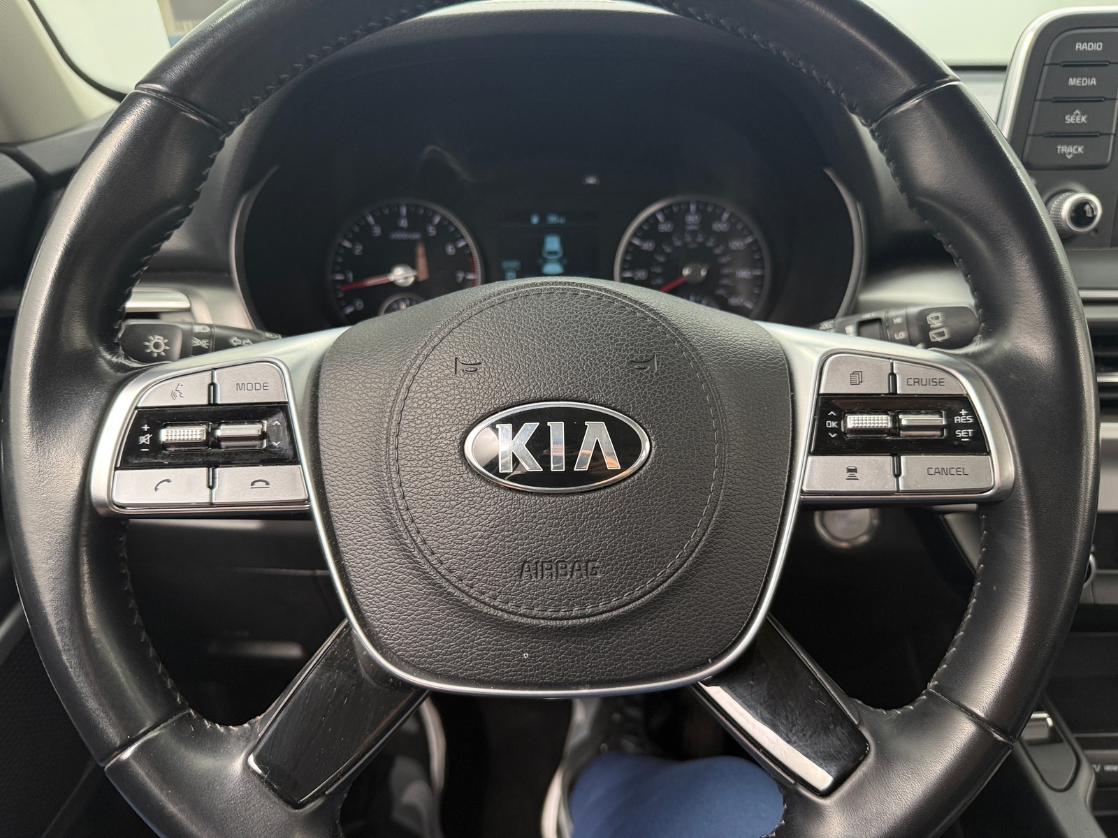Thumbnail: 2021 Kia Telluride - 4