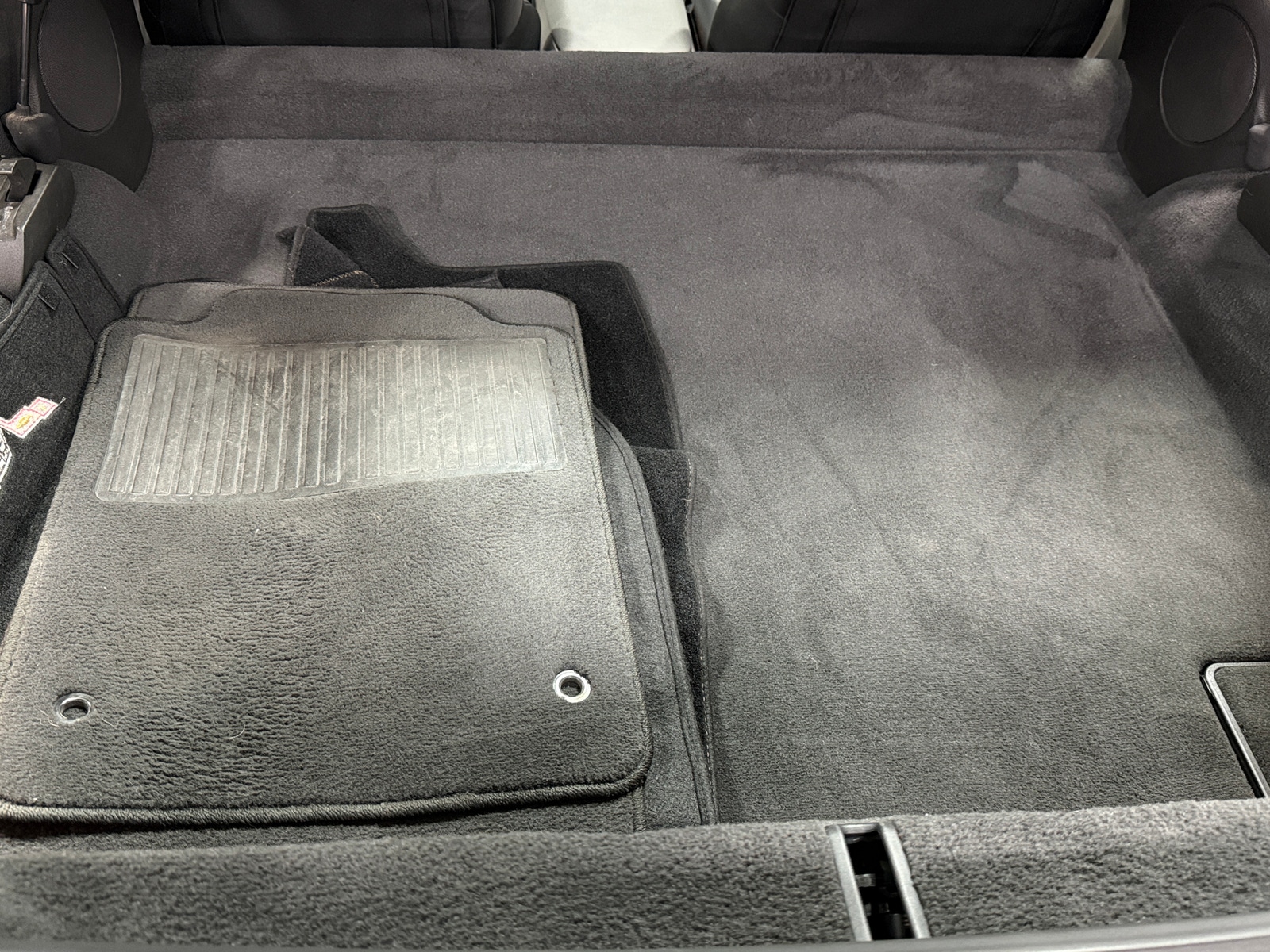 Thumbnail: 2010 Chevrolet Corvette - 4