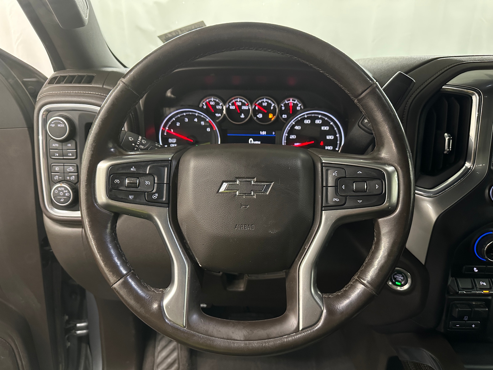 Thumbnail: 2020 Chevrolet Silverado 1500 - 5