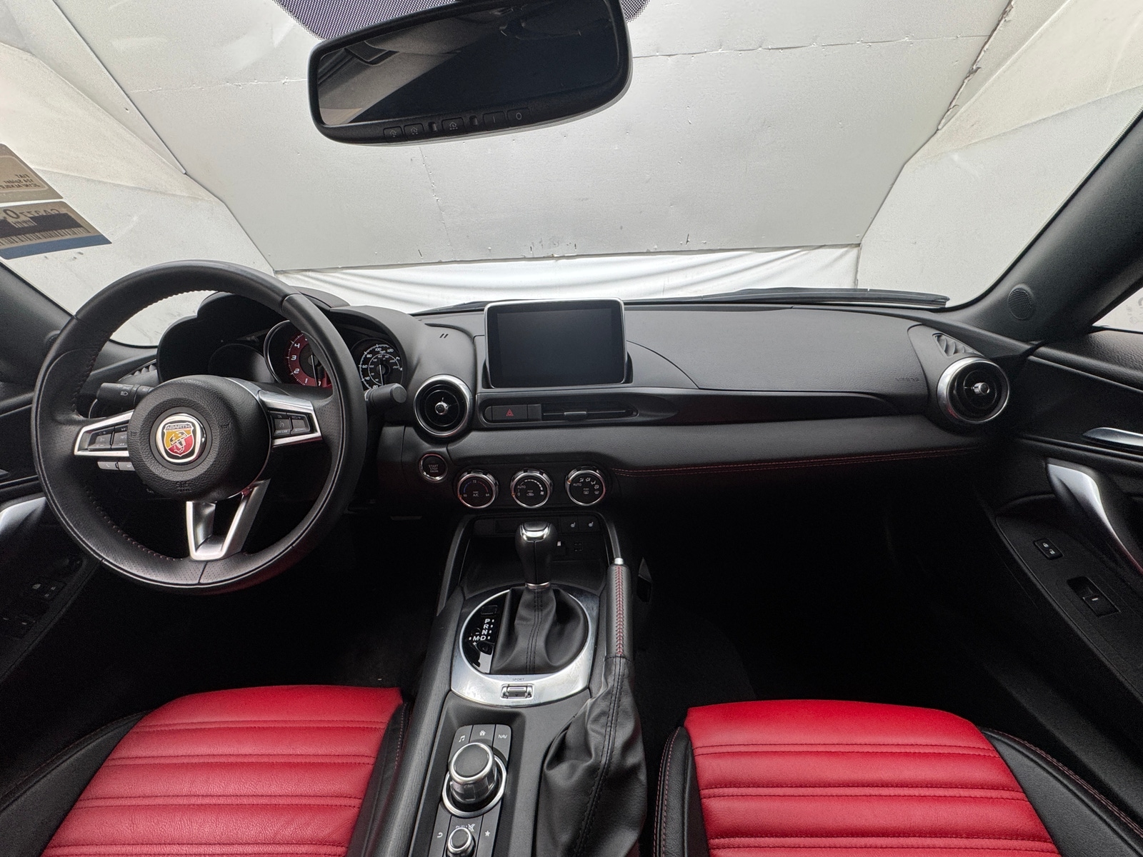 Thumbnail: 2020 Fiat 124 Spider - 2