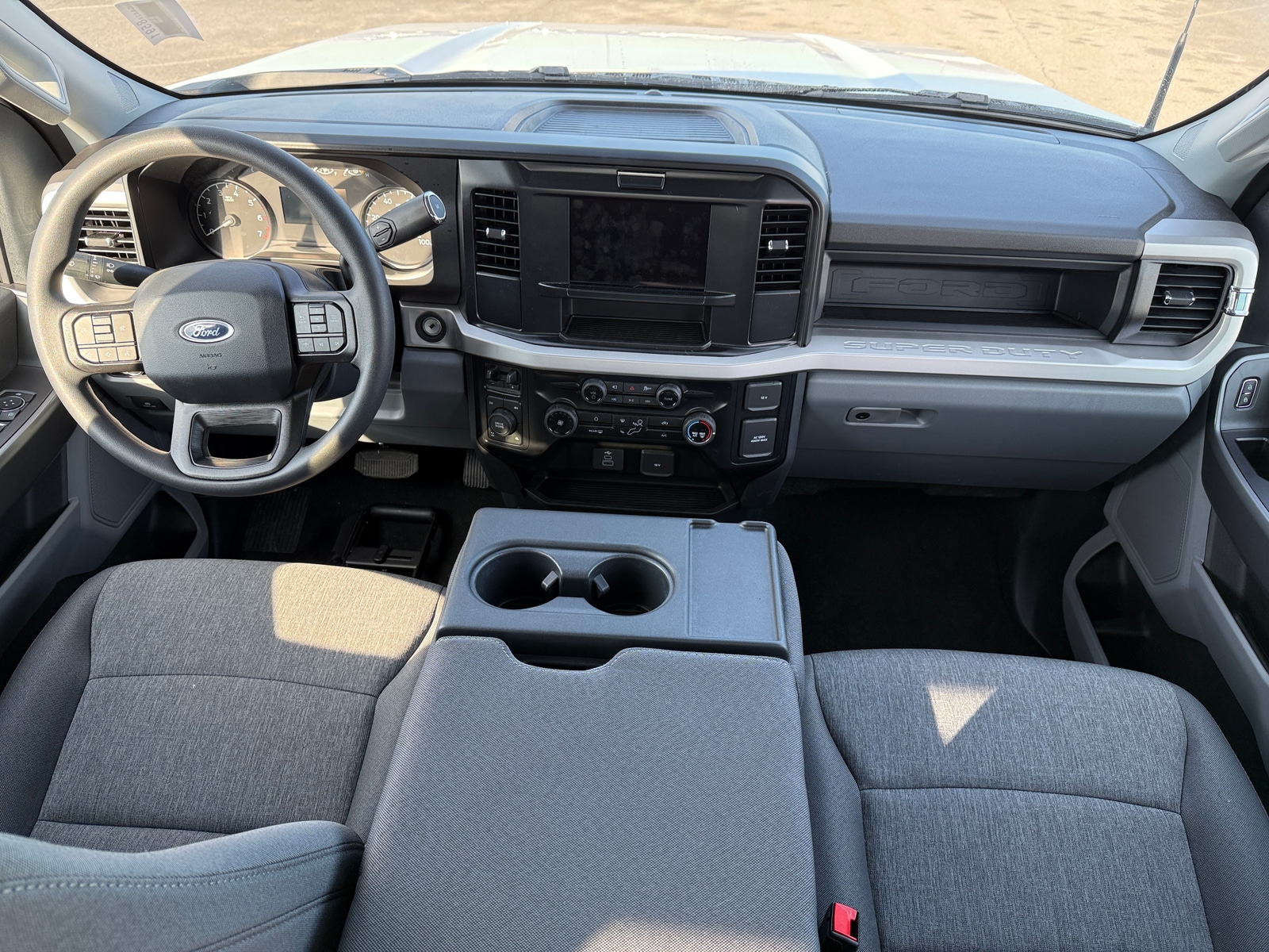 Thumbnail: 2025 Ford Econoline - 3